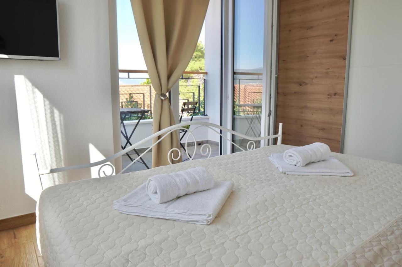 Villa Borna B20 Трогір Екстер'єр фото